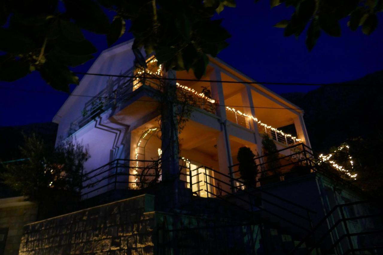 Ecohouse Risan Studio Εξωτερικό φωτογραφία