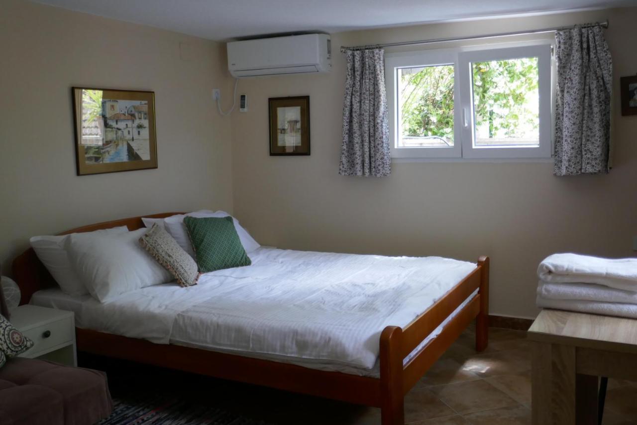 Ecohouse Risan Studio Εξωτερικό φωτογραφία